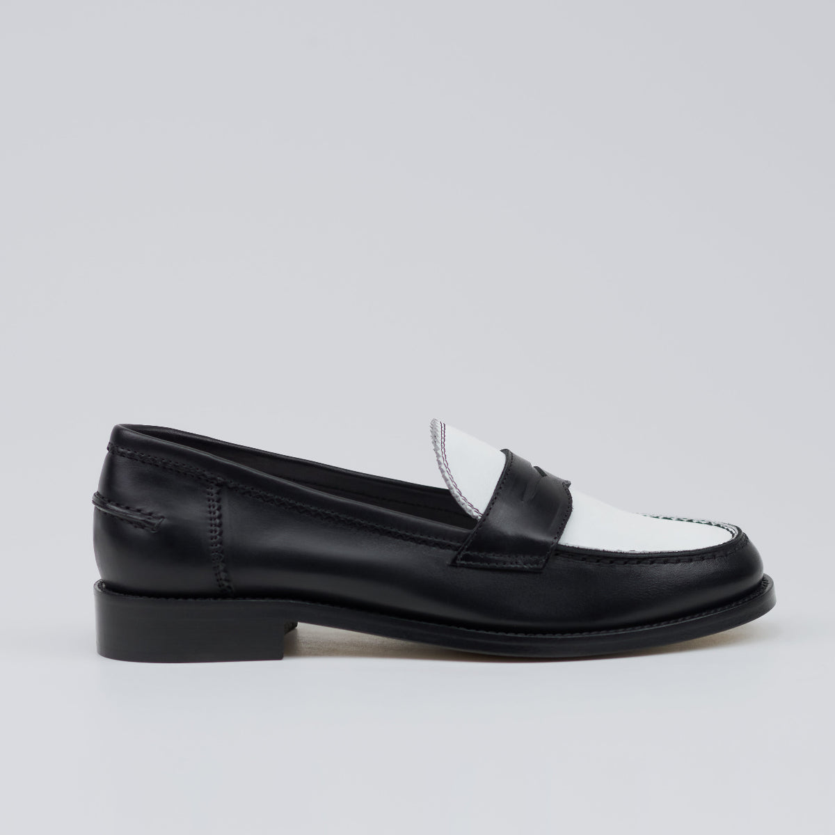 MOCASSINO - D843 BIANCO E NERO
